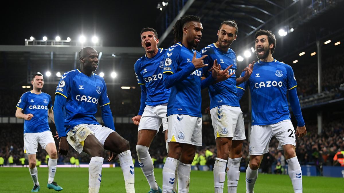 kit-everton-dream-league-soccer